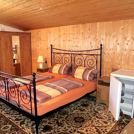 Oda ve Kahvaltı Doppelzimmer Eppingen